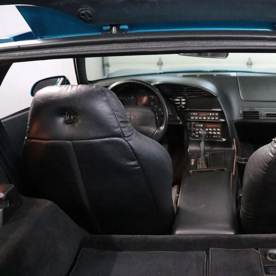 High-quality black leather seat covers for Corvette C4 – durable, stylish, and factory-correct fit. Alternative to Al Knoch Interiors, Lseat.com, West Coast Corvette, and LeatherSeats.com.