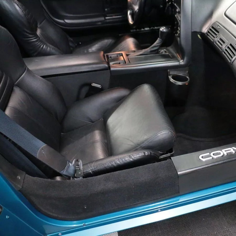 Corvette C4 OEM seat covers replacement in black leather – custom fit upgrade competing with Kustom Interior, Lseat.com, Ridies.com, LeatherSeats.com, and Top Flight Automotive.